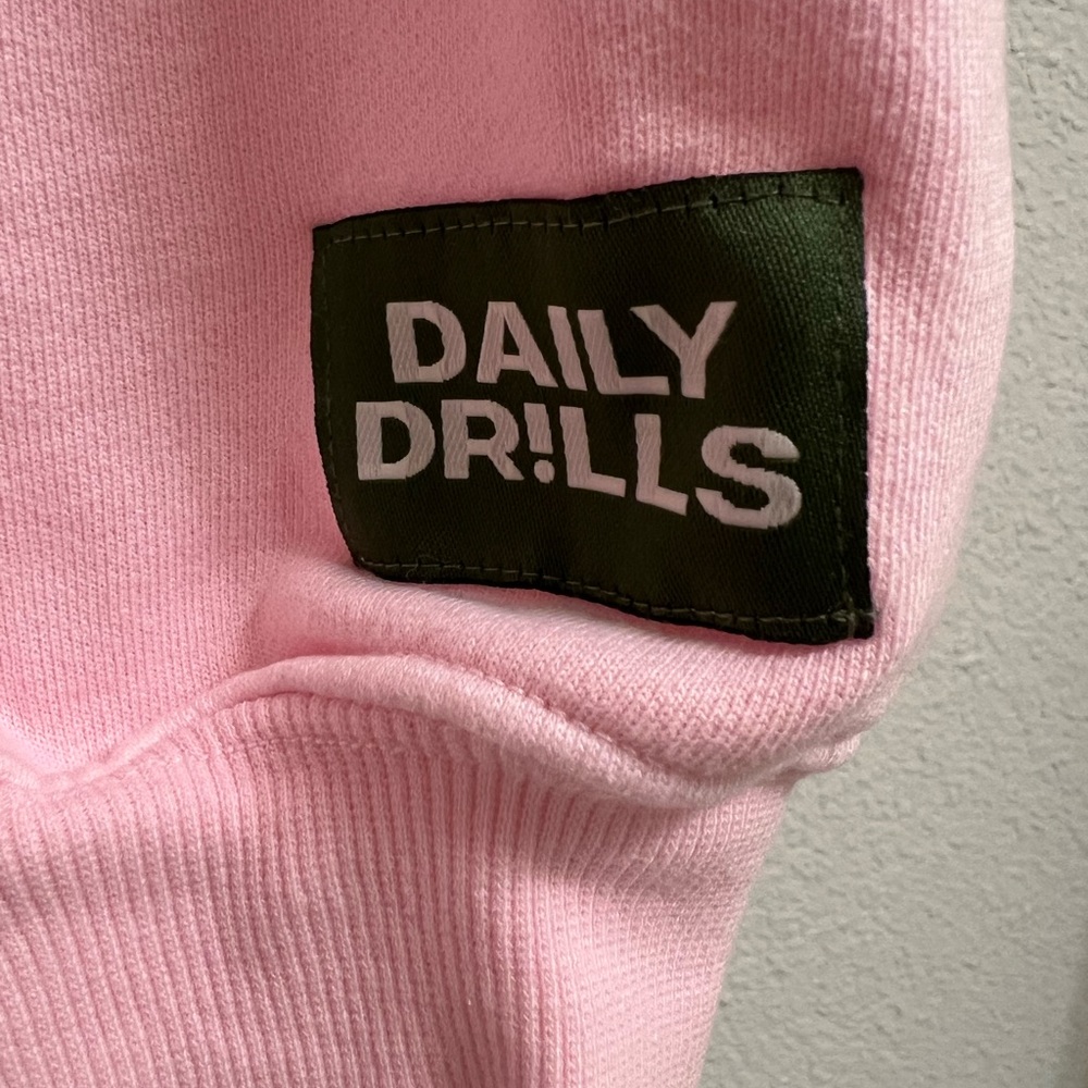 Pink Daily Drills sweatshirt, size M/L